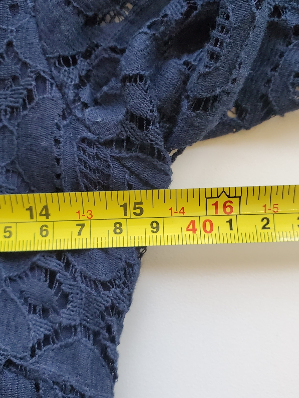 Banana Republic Women's Lace Blouse, Navy (Size 0P) - Picture 6 of 6